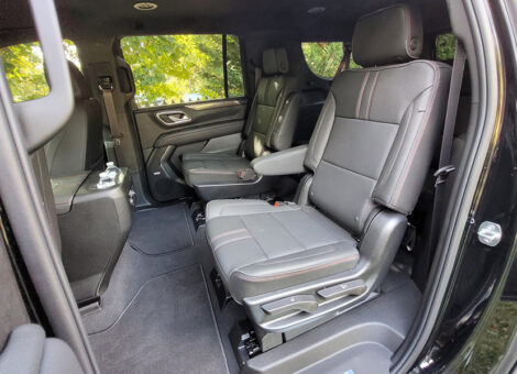 Chevrolet - Suburban - Interior