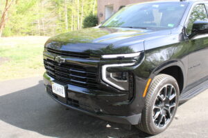 Cheverlot Suburban SUV
